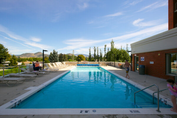 406 1160 Bernard Ave pool