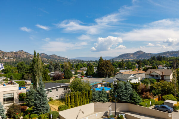 406 1160 Bernard Ave city view