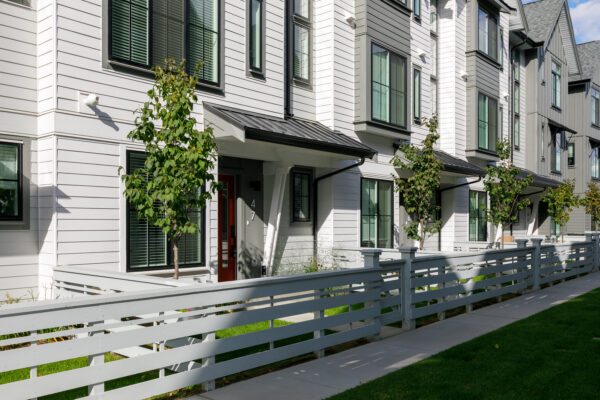 47 307 Glen Park Drive listed by Domeij and Associates