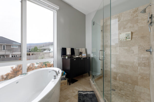 5342 Signet Crescent, Exclusive Non-MLS, Kelowna BC – Property photo 20