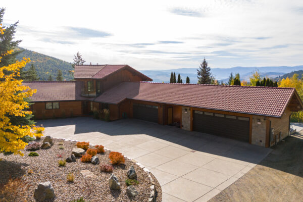 Luxury estate near Silver Star