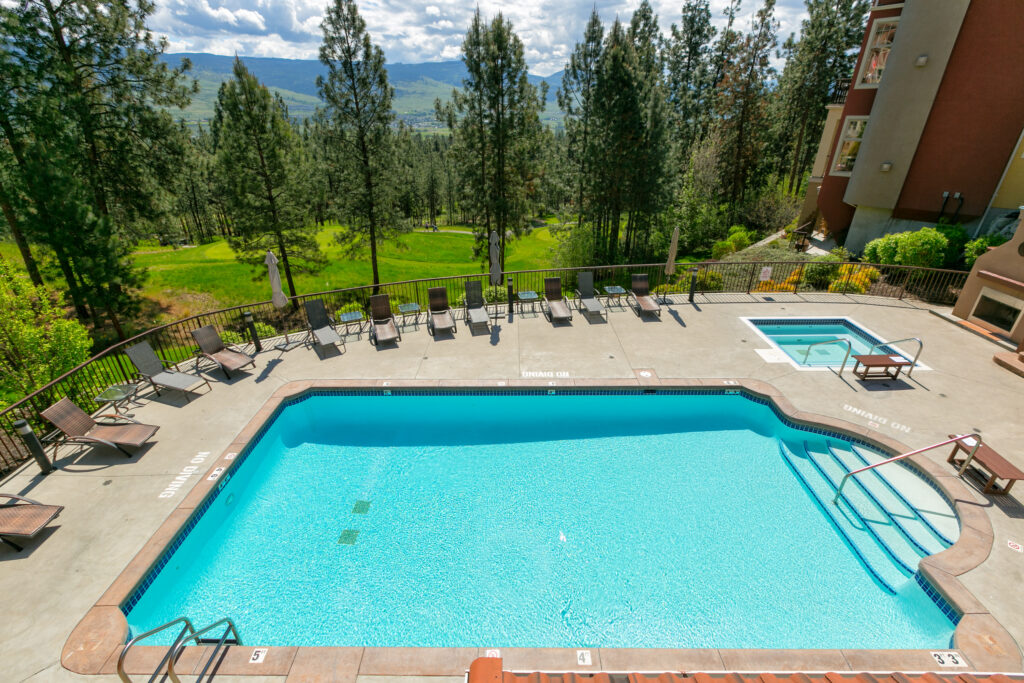 128 1795 Country Club Drive, Jason Domeij