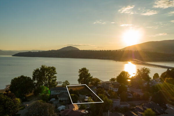 1978 McDougall Street – Property photo 108