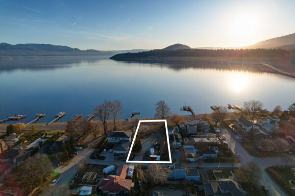 1978 McDougall Street – Property photo 3